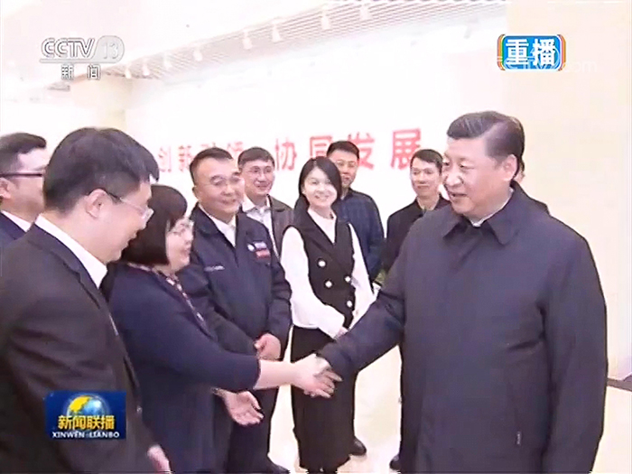 习近平总书记亲切接见太阳成官网生物工程学院院长王敏教授